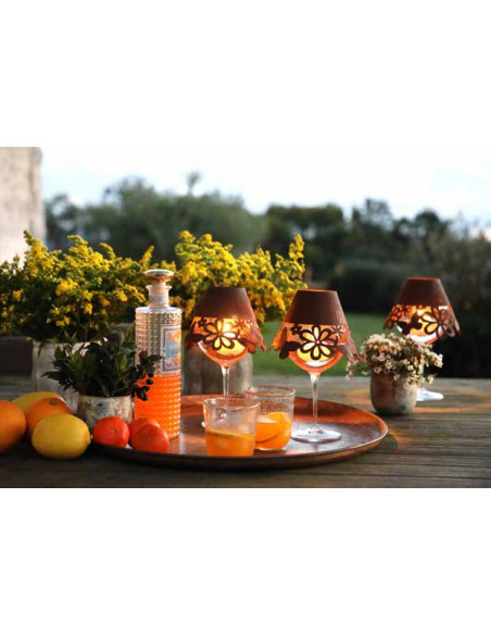 Weinglas Lampenschirm Weinglas Lampenschirm Hippie Blümchen und Schmetterlinge 
Zusammen mit Schwimmkerzen zauberst du einen fr Weinglas Lampenschirm Weinglas Lampenschirm Hippie Blümchen und Schmetterlinge 
Zusammen mit Schwimmkerzen zauberst du einen fr