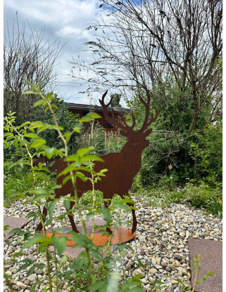 Hirsche, Wildtiere und Waldbewohner Laufender Deko Hirsch Metall - Höhe 105 cm 
Laufender Deko Hirsch auf einer Standplatte
Hö