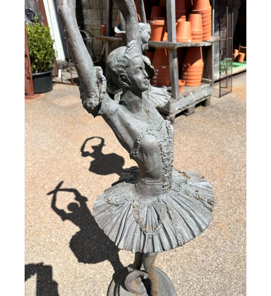Gartendeko Rost Ausstellungstück - Ballerina Gusseisen Skulptur für den Garten - 2er Set je 125 cm hoch Ausstellungsstück aus un