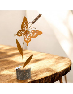 Schmetterlinge Dekofigur Schmetterling mit Blume – auf Holzsockel -Höhe 31 cm 
Höhe 31 cm
Breite 17 cm
Frühlingsdeko für de 2