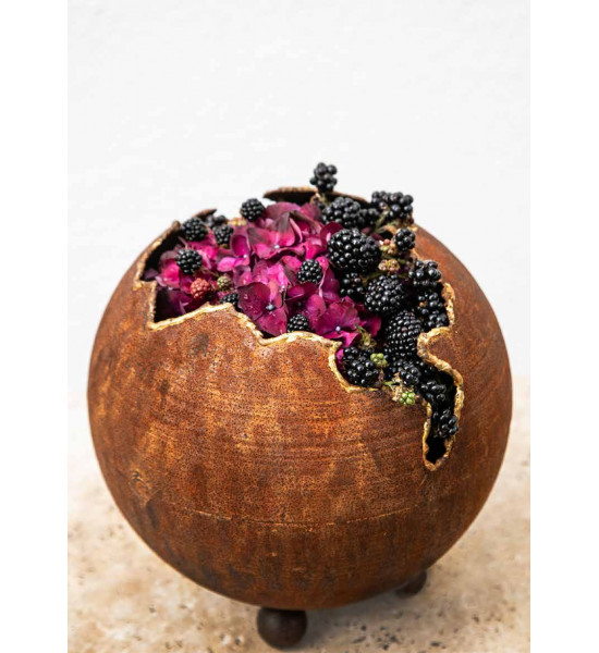 30 cm Kugeln Goldrisskugel Ø 30 CM auf 3 Kugeln 
Diese Kugel zum Bepflanzen setz mit edlen Goldakzenten einen weichen Kontrast 