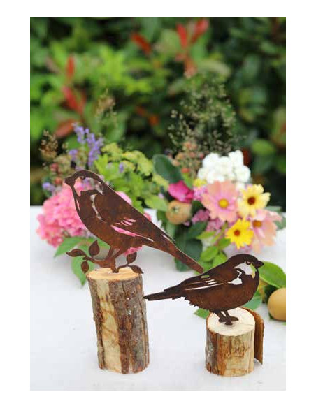 Tiere mit Baumspieß Direktstecker Vogel Dompfaff - auf Ast - Höhe 15 cm 