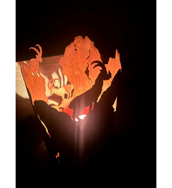 Windlichter & Laternen Steinbock Windlicht - Höhe 35 cm - Alpenländisches Kerzen Flair 
auf 3 Kugeln
Höhe 35 cm
Ø 
