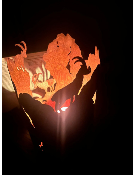 Windlichter & Laternen Steinbock Windlicht - Höhe 35 cm - Alpenländisches Kerzen Flair 
auf 3 Kugeln
Höhe 35 cm
Ø 
