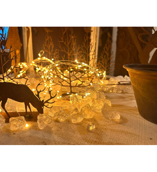 Zubehör Deko Glassteine - grob -  Kantenlänge 20 - 40 mm -  2.5 l Eimer 
Kantenlänge 20 - 40 mm
2,5 l Eimer
Diesr Glasbruch i