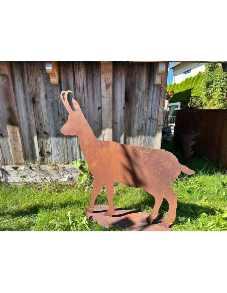 schönes Gams Gebirge - Deko Gemse Metall Gams gehend auf Platte - Höhe 83 cm 