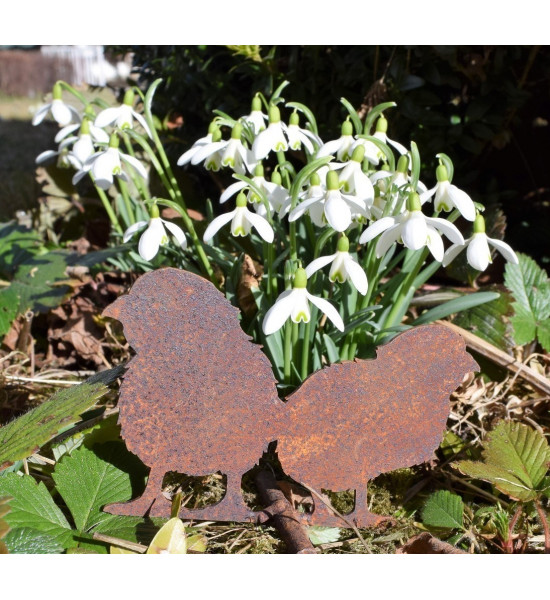 Bauernhoftiere Bauernhof Tier Kükenpaar stehend - 7 cm hoch - 10 cm lang 
Die 2 Küken aus Edelrost stehen seitlich, befestigt a