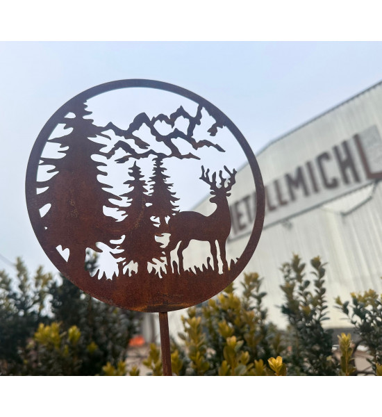 Hirsche, Wildtiere und Waldbewohner Gartenstecker Hirsch mit Berge Ø 18 cm - Höhe 97 cm - klein 
Ø 18 cm
Höhe 97 cm
