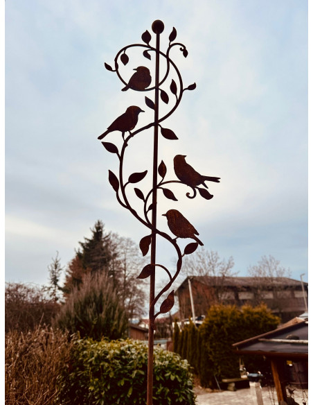 Vogel Deko Gartenstecker filigrane Ranken mit 4 x Vogel und Kugel oben - 120 cm hoch 
die 4 Vögelchen sitzen entspannt auf den 