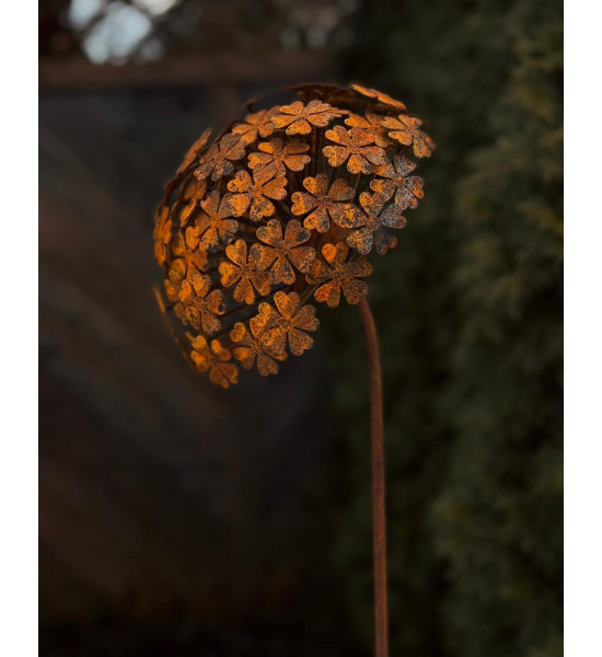 Blumen und Bäume Gartenstecker Blume Geranien - Höhe 158 cm 
Ø 158 cm
Höhe 158 cm
