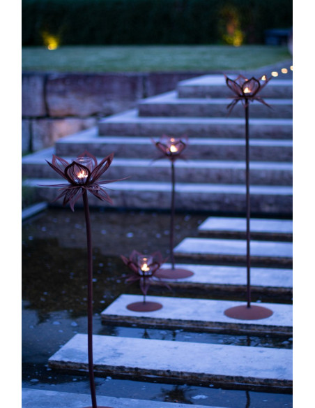 sonstige Blumen Lotusblume Skulptur Garten - Höhe 84 cm - Ø 36 cm - klein 🌸 Metall-Lotusblume mit Glas
Diese zarte Lotusblume a