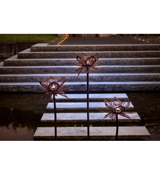 sonstige Blumen Lotusblume Skulptur Garten - Höhe 84 cm - Ø 36 cm - klein 🌸 Metall-Lotusblume mit Glas
Diese zarte Lotusblume a