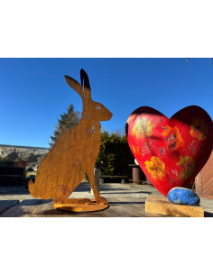 Hasen sitzender Feldhase XL mit Ausschnitten - 48 cm hoch - Edelrost Osterhase 
Höhe 48 cm
Breite 27 cm
mit einer Standplatte 2