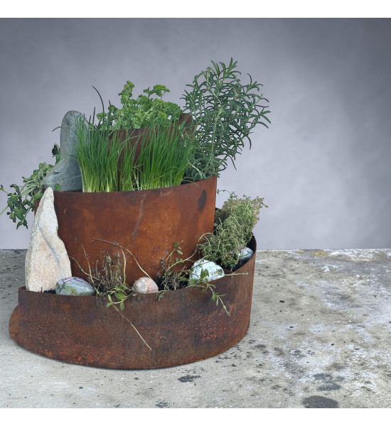 Kräuterschnecken Metall Kräuterschnecke - Grüne Insel - Ø 50 cm - Edelrost Kräuter Spirale 
Diese Kräuterschnecke hat die perfe