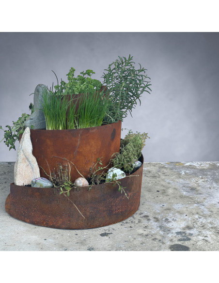 Kräuterschnecken Metall Kräuterschnecke - Grüne Insel - Ø 50 cm - Edelrost Kräuter Spirale 
Diese Kräuterschnecke hat die perfe