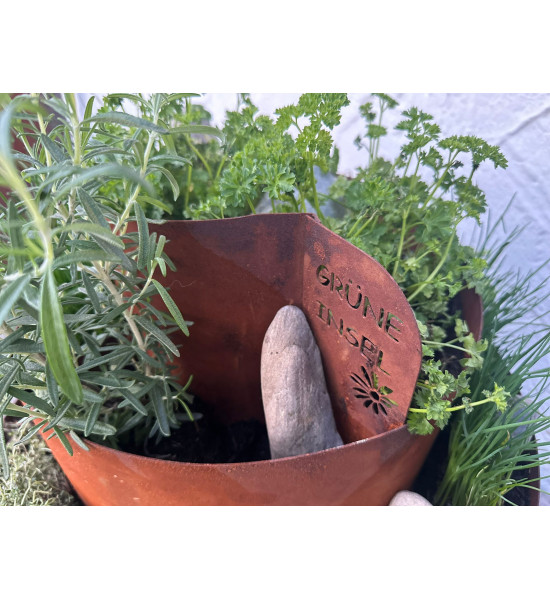 Kräuterschnecken Metall Kräuterschnecke - Grüne Insel - Ø 50 cm - Edelrost Kräuter Spirale 
Diese Kräuterschnecke hat die perfe