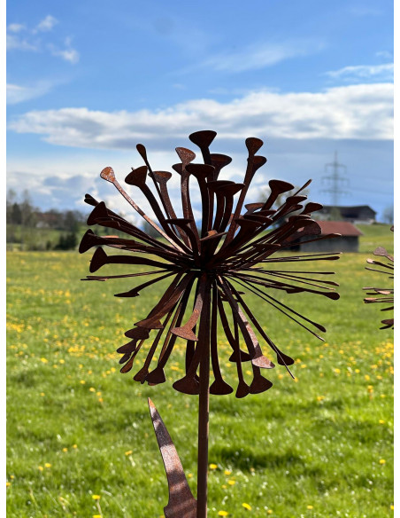 Blumenstecker Edelrost Pusteblume mit Blüte als Gartenstecker, XXL Höhe 133 cm Allium Löwenzahn Unsere Rost Pusteblume ist ein a