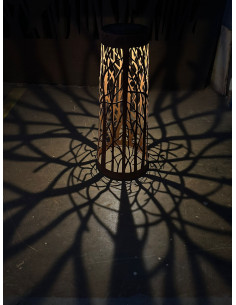 Dekolicht Solar-Windlicht Bäume - Mittel - Höhe 58 cm 
Höhe 58 cm
Ø 20 cm

Dekoratives Solar-Windlicht aus Metall mit filigr 2