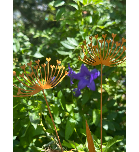 Herzige Dinge - Edelrost Dekoherzen Metallblume - Herzensblüte - Allium Mini Stecker 37 cm hoch Manchmal sind es die kleinen Det