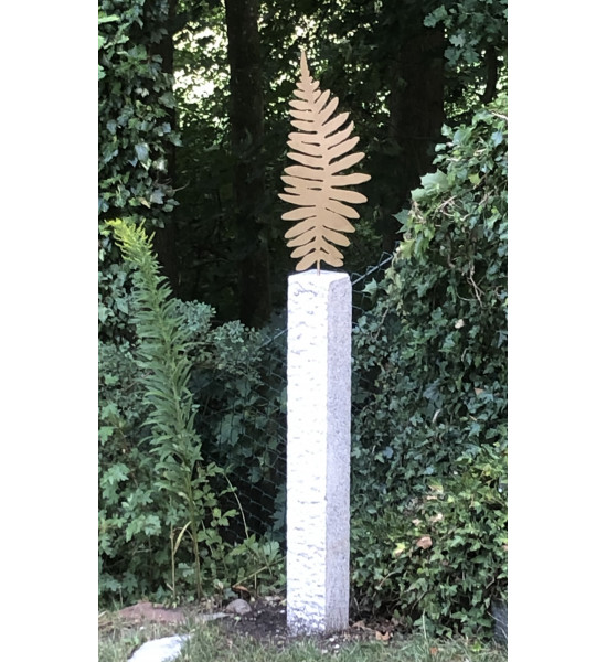 Deko Farn kleiner Farnstecker breit - kurzer Stab Höhe 39 cm - Breite 17 cm 
Höhe 39 cm
Breite 17 cm
zzgl. 20 cm Stecker
