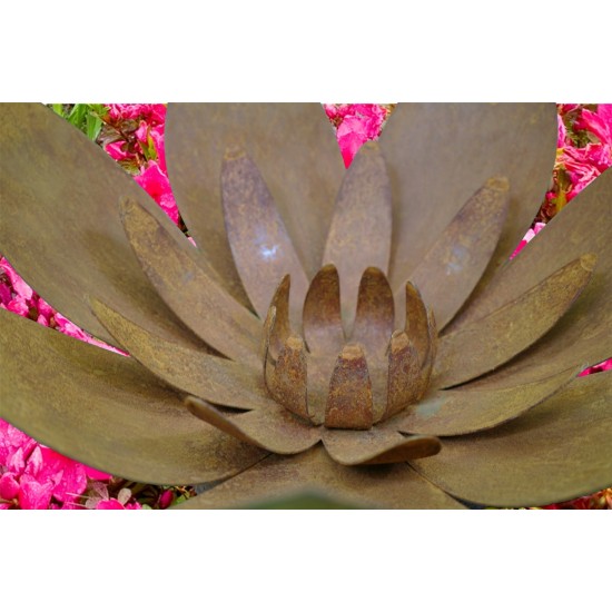 Edelrost Blüte auf Platte Ø 30 cm