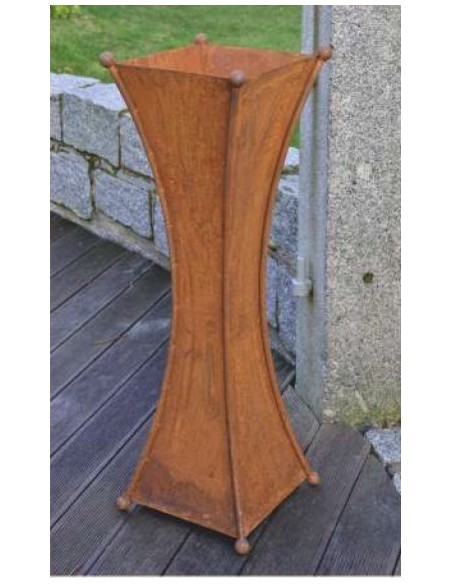 Rost Säule tailiert mit Pflanzboden und Kugeln