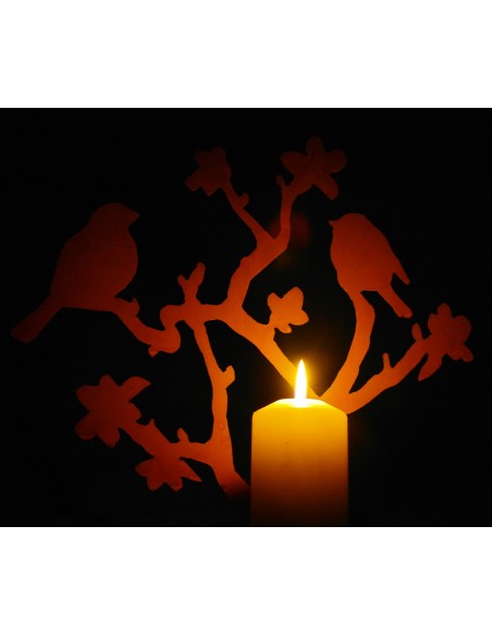 Kirschblütenzweig mit Vögeln, vorne an Platte geschweißt