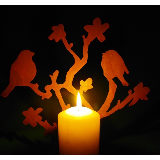 Kirschblütenzweig mit Vögeln, vorne an Platte geschweißt