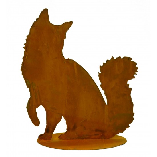 flauschige Katze sitzend, Schwanz nach oben auf Platte