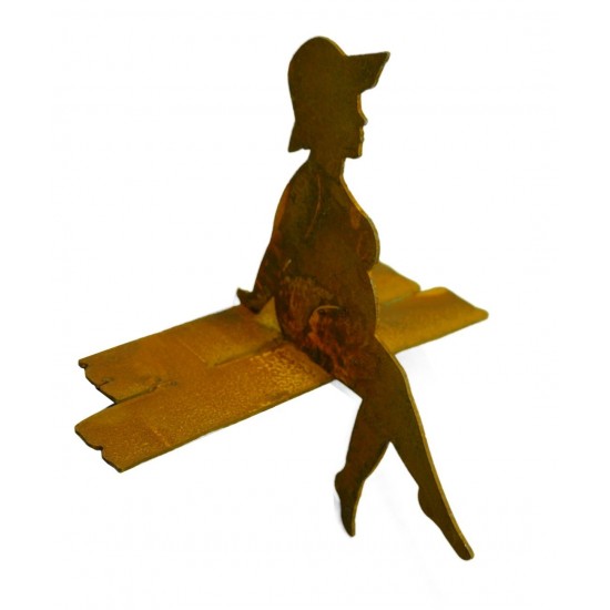 Edelrost Silhuettte Badenixe "Paula" auf Steg sitzend