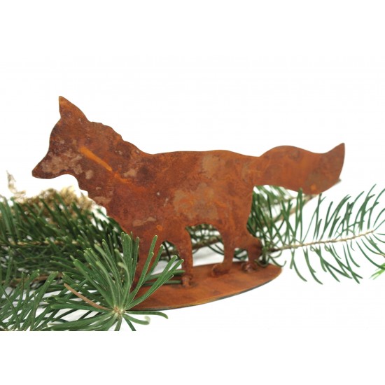 kleiner Mini Rost Fuchs laufend auf Platte