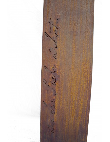 Edelrost Säule "Wo die Liebe wohnt" - Deko für romantischen Garten Edelrost Säule "Wo die Liebe wohnt" - Deko für romantischen Garten