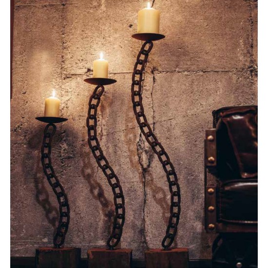 Kerzenhalter aus Kettengliedern