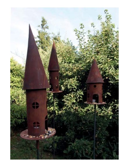 Rundes Vogelhaus in eleganter Rostoptik - verschiedene Varianten