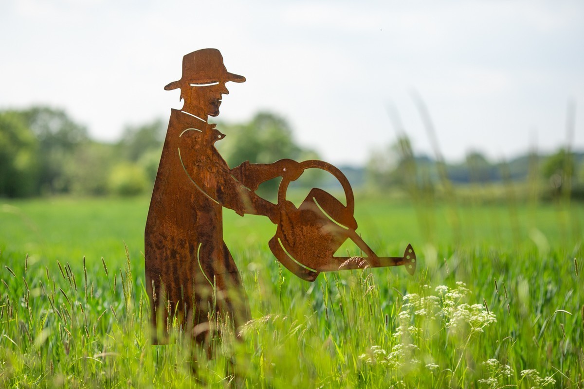 Die schönsten Gartenfiguren Gärtner gibt´s hier!